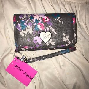 Bet set Johnson Wristlet/Clutch